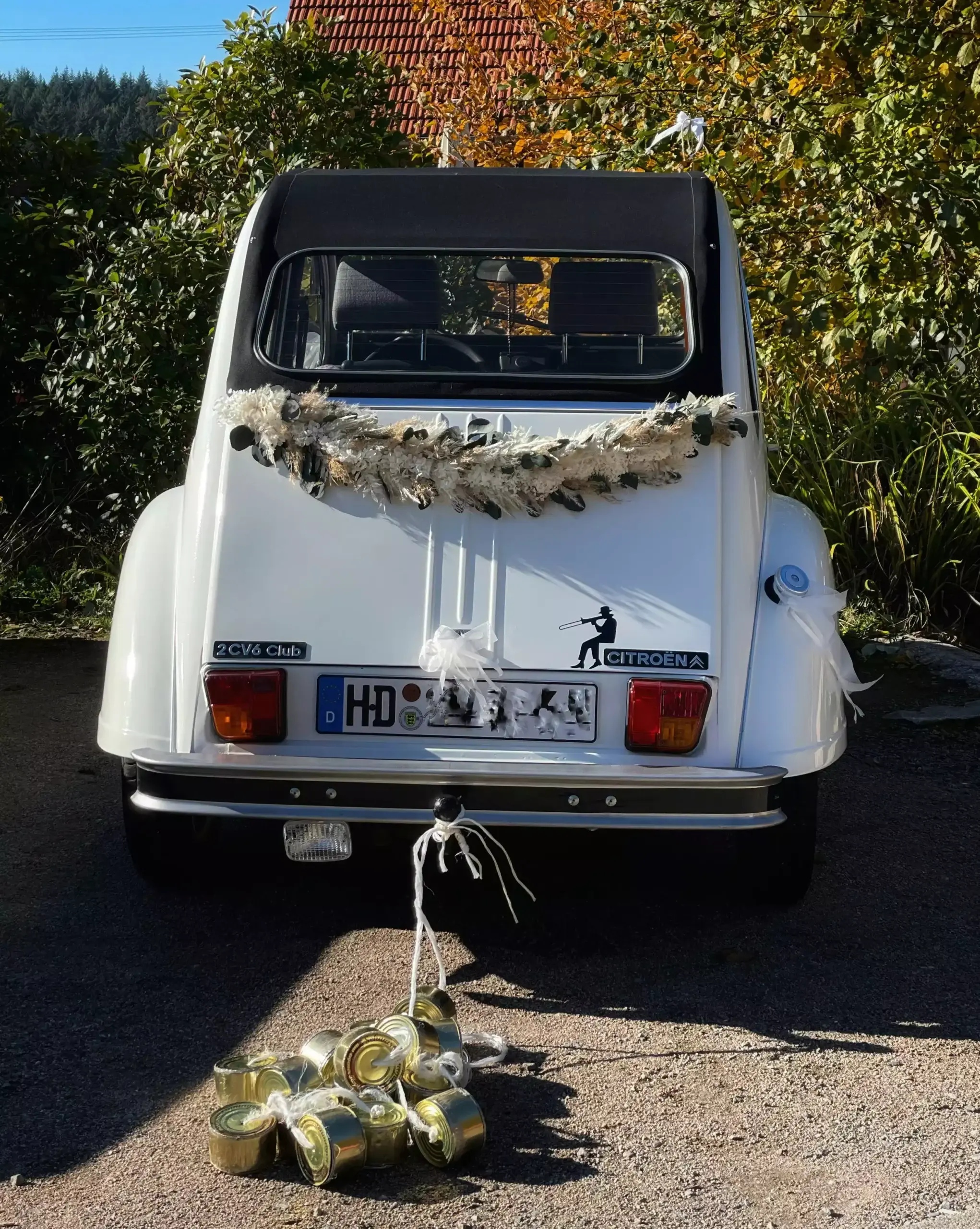 Voiture 2 chevaux pour un mariage